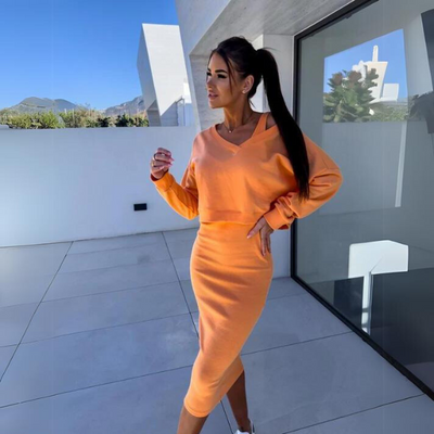 Andrine | casualowy zestaw bluza z kapturem i sukienka